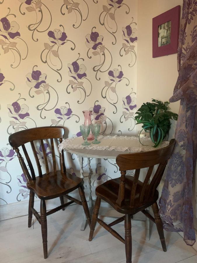 Bay Tree Corner Bed and Breakfast Saint-Bazile Esterno foto